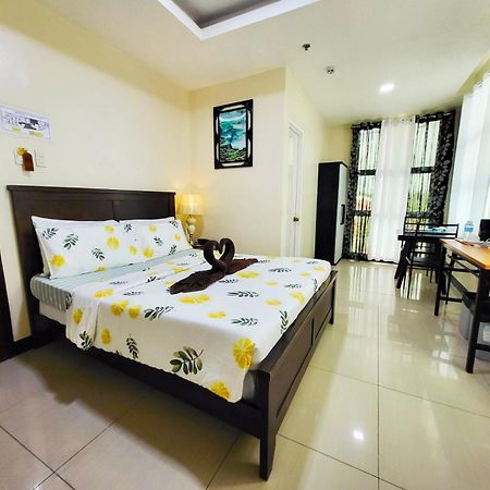 B&J Guesthouse And Tours Tagbilaran City Exteriör bild