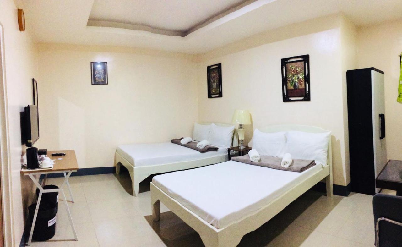 B&J Guesthouse And Tours Tagbilaran City Exteriör bild