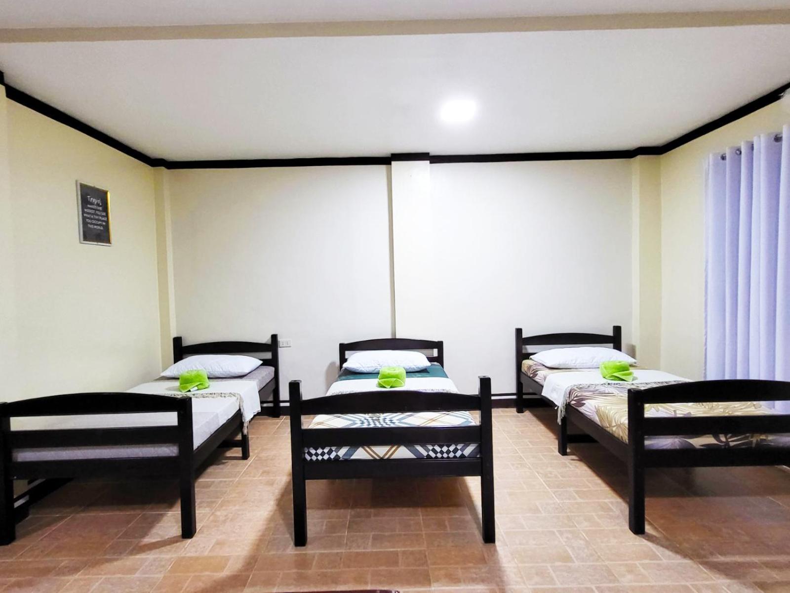 B&J Guesthouse And Tours Tagbilaran City Exteriör bild